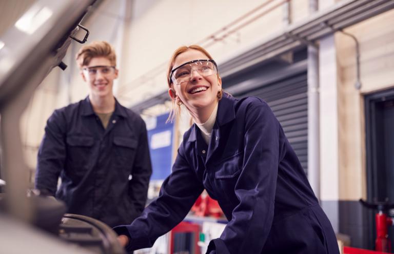 Jeunes techniciens